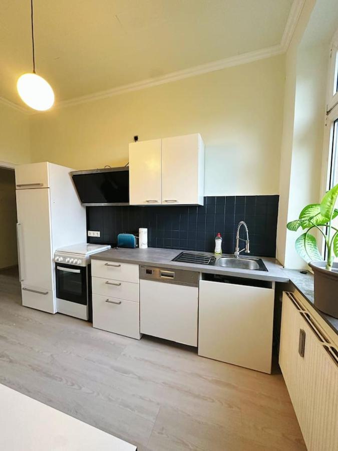 2 Schlafzimmer Waschenspuelmaschine Duisbourg Extérieur photo